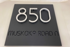 Vivid House Number | Residential Room Numbers | 850 Muskoka Road N | White Finish | Custom Black Plate